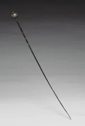 Garment Pin, ok. 1400 pne (odlew i kuty brąz)