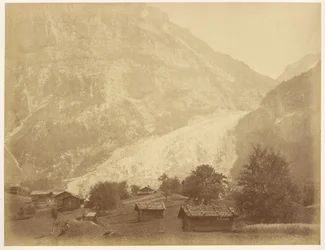 Dolny lodowiec Grindelwald i trasa Boenisseg na górze Mettenberg