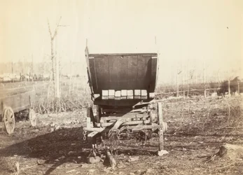 Bez tytułu, [Field Telegraph Battery Wagon]