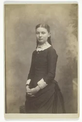 Bez tytułu (młoda dziewczyna)