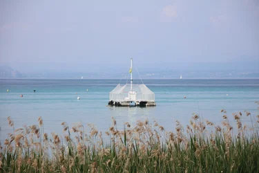 Cisza i spokój nad jeziorem