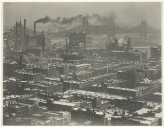 Z pokoju 3003 - Shelton, Nowy Jork, patrząc na północny wschód, 1927.