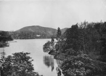 Zakątek jeziora Nuwara Eliya, c1890, 1910