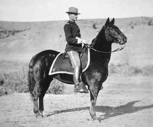 podporucznik John J. Pershing (1860-1948) 6. Pułk Kawalerii USA