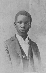Paul Lawrence Dunbar (zdjęcie czarno-białe)
