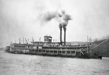 Rufowiec „Virginia”, nad rzeką Ohio, ok. 1880 (zdjęcie czarno-białe)