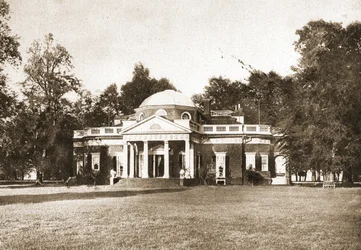 Monticello, Virginia, 1914 (wklęsłodruk w tonie sepii)
