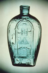 Masońska flaszka dmuchana w formie, huta szkła Keene (Marlboro St.), ok. 1815-17