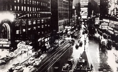Times Square w nocy, Nowy Jork, ok. 1930 (po zdjęciu)