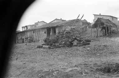 CROTONE - WIOSKA Z BLISKA,