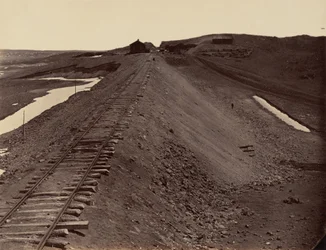 Płyta 2. Granitowy kanon, ze zbiornika na wodę, 1869 r. (zdjęcie)