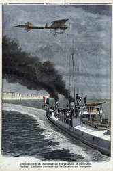 Hubert Latham (1883-1912), francuski lotnik, wylatujący z Sangatte jednopłatowcem „Antoinette”, aby przelecieć przez kanał samolotem, 19 lipca