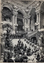 Rosyjscy marynarze wspinają się po wielkich schodach podczas wieczoru galowego w Operze Garnier w Paryżu. Grawerowanie w „Le Petit Parisien”” w dniu 29.10.1893.