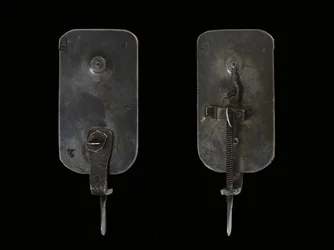 Mikroskop, ok.1690 (srebro i szkło) (patrz także 1121457-60)
