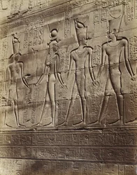 Płaskorzeźba ze świątyni w Edfu