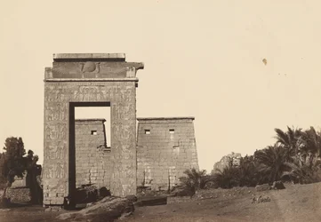 Karnak: Brama Chonsu
