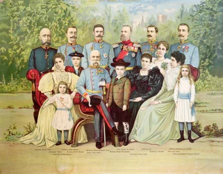 Członkowie austriackiej rodziny cesarskiej zgromadzeni wokół cesarza Franciszka Józefa I (1830-1916), ok. 1900