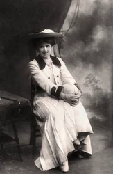 Decima Moore 1871-1964, angielska aktorka, 1907