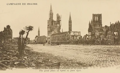 Grand Place, Ypres, 27 czerwca 1915