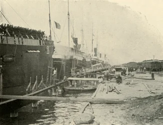 At the Dock, 10 czerwca, wojna hiszpańsko-amerykańska, 1898, 1899.