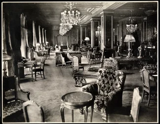 Salonik w hotelu Knickerbocker, 1906 (odbitka żelatynowa)