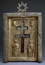 Srebrny pozłacany relikwiarz krzyża stauroteków, bizantyjski, XII w.