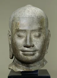 Głowa króla Jayavarmana VII (r.1181-c.1220) (brąz)