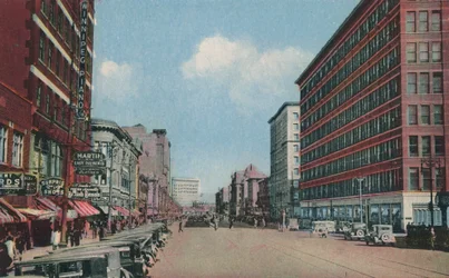 Portage Avenue patrząc na wschód, Winnipeg, Manitoba, Kanada (zdjęcie kolorowe)
