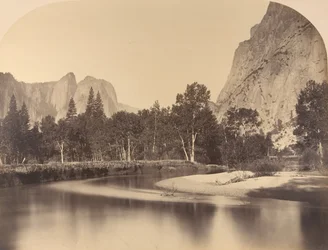 Widok na rzekę, w dół doliny, Cathedral Rock po lewej, 1861, Yosemite.
