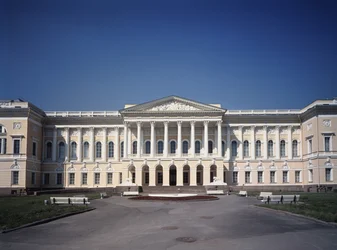Stary Pałac Michała w Petersburgu, 1819-1825