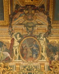 Detal dekoracji autorstwa Charlesa Le Bruna (1619-1690), Sala Lustrzana, Pałac Wersalski (Lista Światowego Dziedzictwa UNESCO)