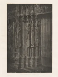 Planche XIII - Cathédrale de Chartres, Statues Colonnes de la Porte Centrale du Portail Royal (Plansza XIII - Katedra w Chartres, Kolumny Posągów w Centralnych Drzwiach Wejścia Królewskiego), 1855, wydruk 1982 (zdjęcie)