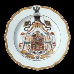 Talerz herbaciany, okres Qianlong (1736-95) ok. 1755 (porcelana)
