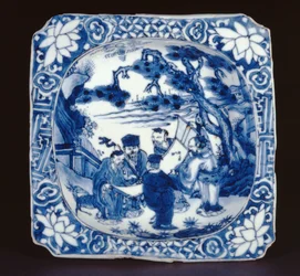 Niebiesko-białe kwadratowe naczynie kosometsuke pomalowane Shoulao i innymi nieśmiertelnymi, Tianqi, 1621-27 (porcelana)
