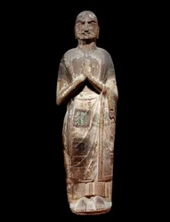 Sztuka chińska: posąg przedstawiający kasyapa, mnicha ucznia Buddy. Dynastia Sui (581-618 ne). Paryż, Muzeum Guimet, Muzeum Sztuki Azjatyckiej.