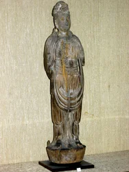Kouan-yin, bodhisattwa współczucia, dynastia Song (960-1276) (malowane drewno)