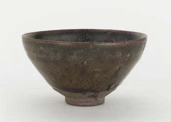 Miseczka do herbaty, prowincja Fujian, dynastia Northern Song lub Southern Song, XII-XIII w. (ceramika)