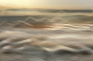 Spokojny przepływ oceanu