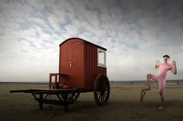 Plażowa niespodzianka z krabem