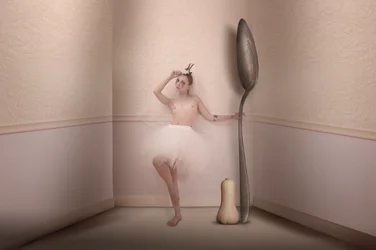 Balerina z wielką łyżką