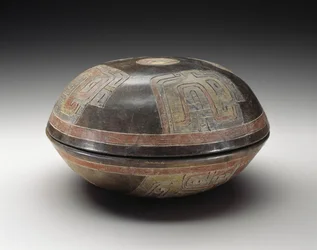 Podwójna miska z abstrakcyjnymi wzorami, 900-200 pne (ceramiczna farba z żywicy polichromowanej)