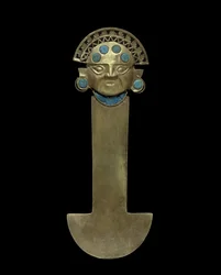 Nóż Tumi, 800-1375 AD (młotkowany, ścigany i filigranowy złoty z turkusową wkładką)