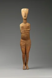 Postać kobieca, 2600-2400 p.n.e. (marmur)
