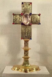 Krzyż relikwiarzowy papieża Urbana V (1310-70), 1368-78