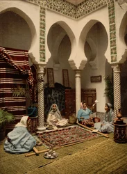 Maureskie kobiety wykonujące arabskie dywany, Algier, Algieria, ok. 1899
