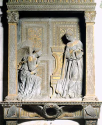 Zwiastowanie, Donatello (ca. 1386-1466), bazylika Santa Croce (Bazylika Świętego Krzyża) we Florencji, Toskania