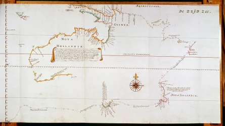 Mapa Nowej Holandii, obecnie Australii i Nowej Zelandii, sporządzona na podstawie informacji zebranych podczas podróży Abela Janszoon Tasmana (1603-1659) i Willema Janszoon (1570-1630)