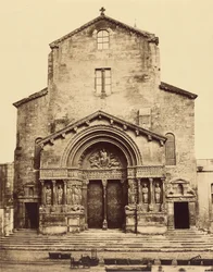 Kościół św. Trofima, Arles