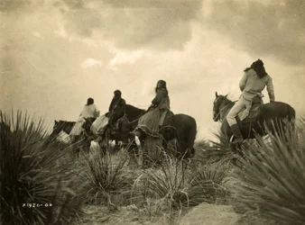 Przed burzą, ok. 1906 r. (zdjęcie czarno-białe)