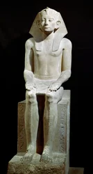Starożytność egipska: wapienny posąg faraona Amenemheta (Amenemhata) III. XII dynastia. 1910 pne. Z Hawary. Ciemny. 160 cm Kair, Muzeum Egipskie